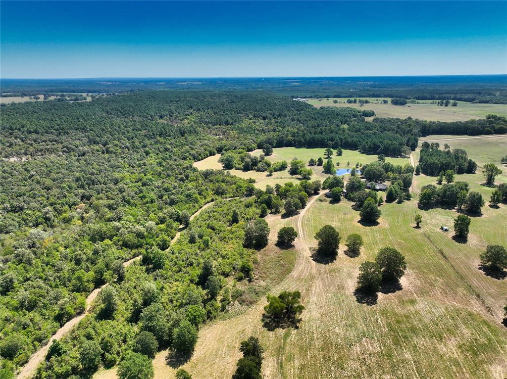 999 Hamil Road Property Photo 9