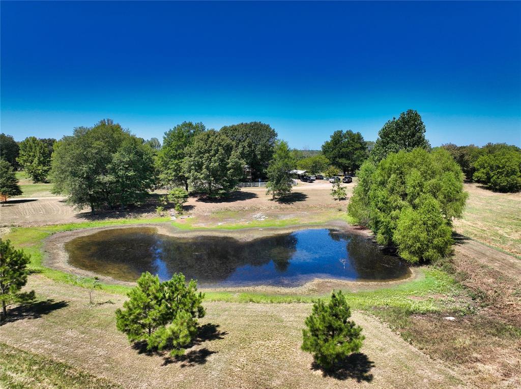 999 Hamil Road Property Photo 12