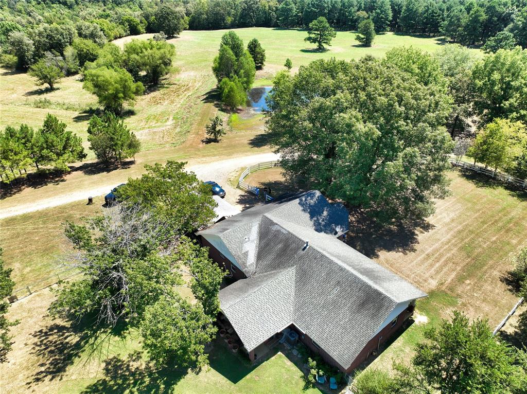 999 Hamil Road Property Photo 18