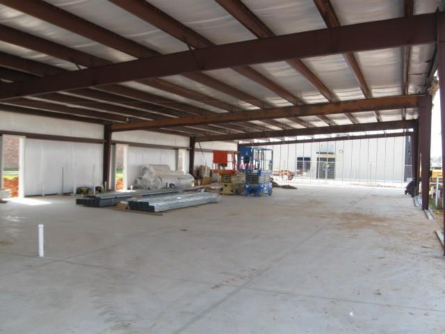 3939 N Kickapoo Street Property Photo 5