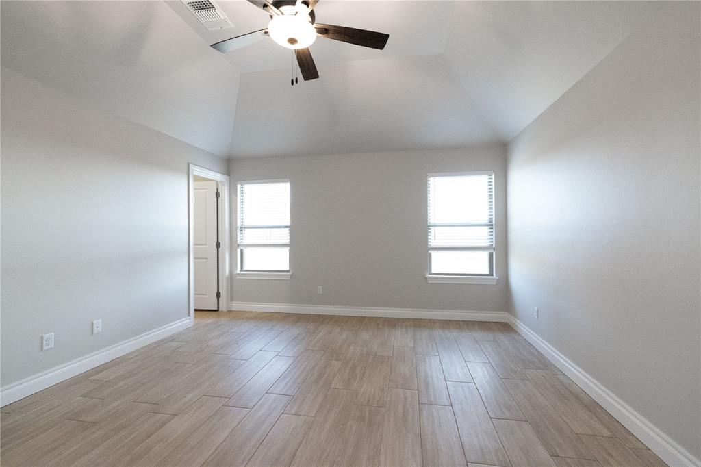 8700 Grey Wind Way Property Photo 9