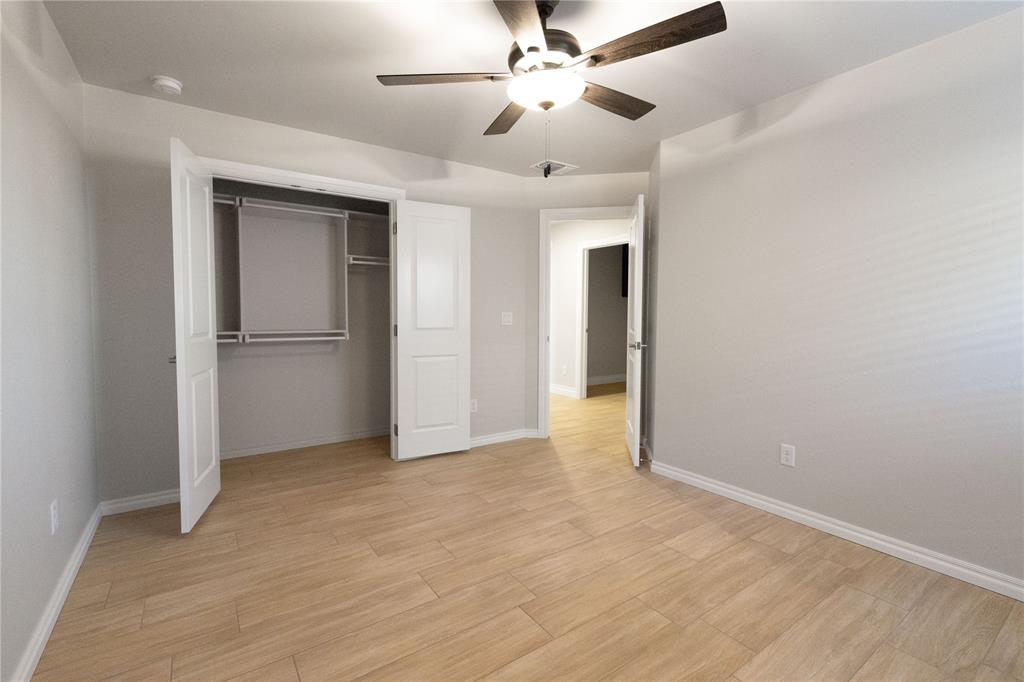 8700 Grey Wind Way Property Photo 14