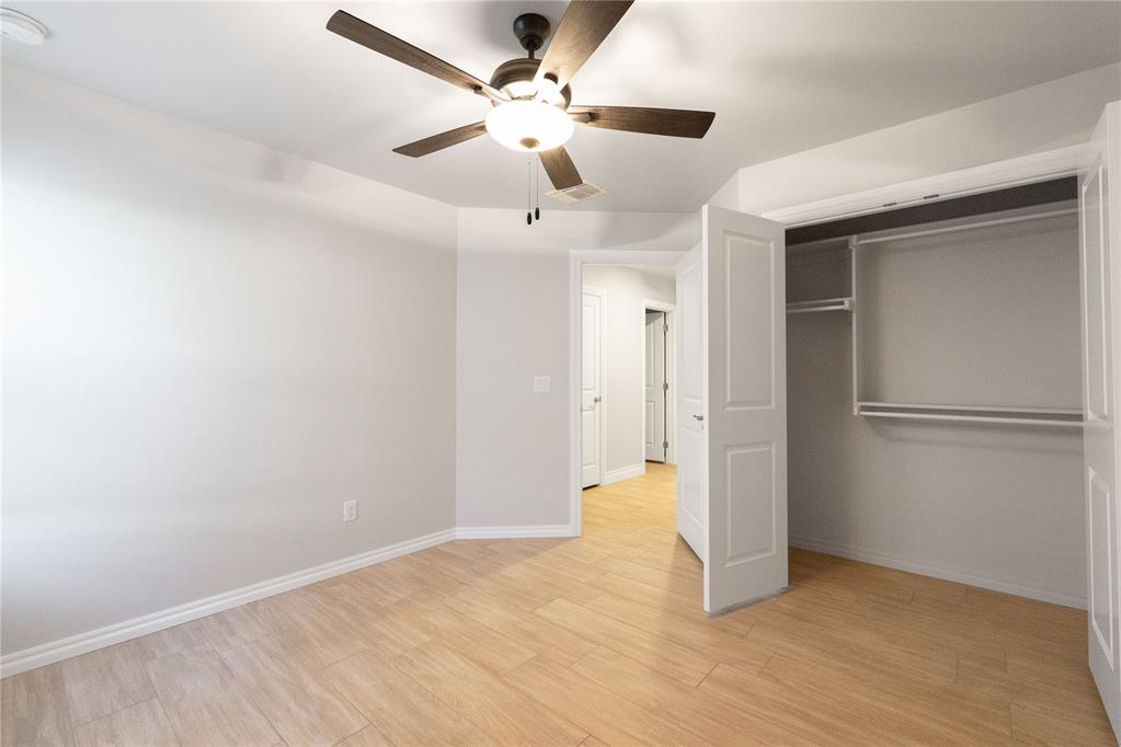 8700 Grey Wind Way Property Photo 15