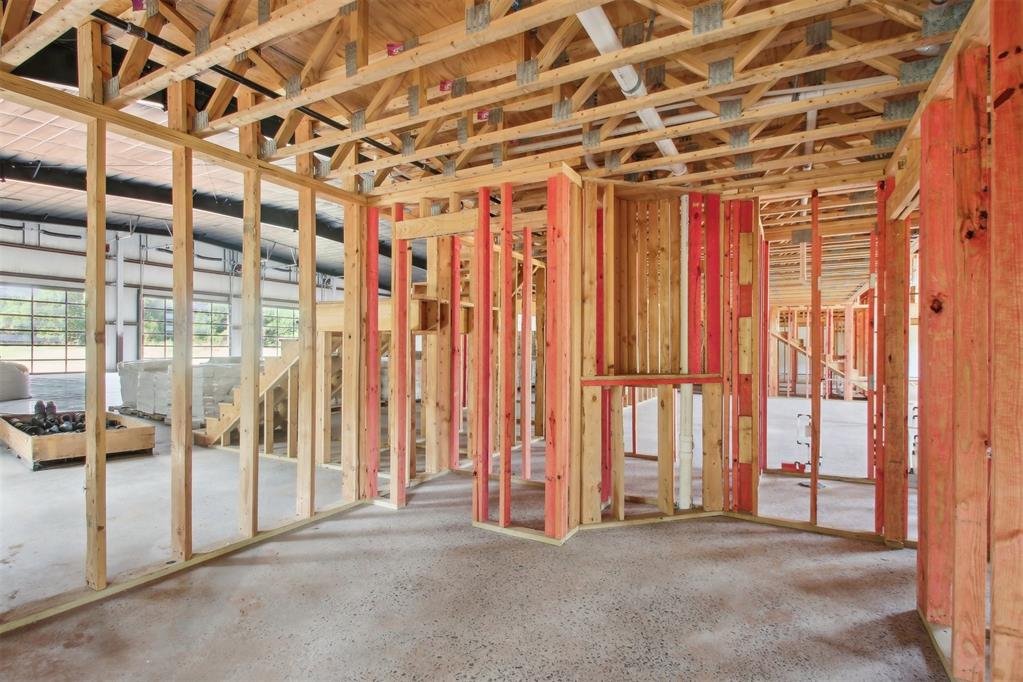 4011 S Western Avenue Property Photo 18