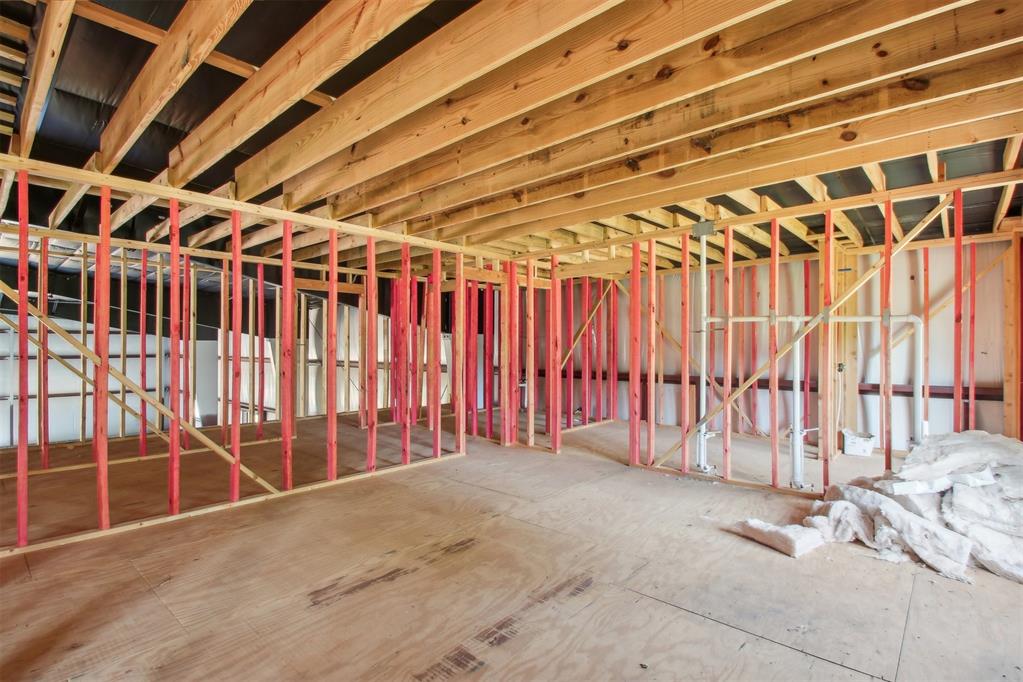 4011 S Western Avenue Property Photo 29