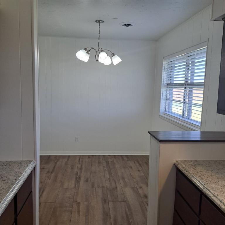 13401 N 2410 Road Property Photo 2