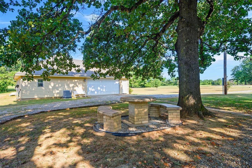 443 W Canfield Road Property Photo 11