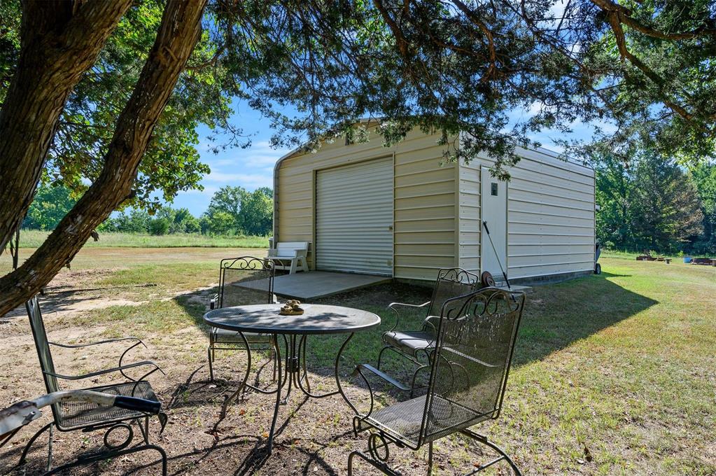 443 W Canfield Road Property Photo 12