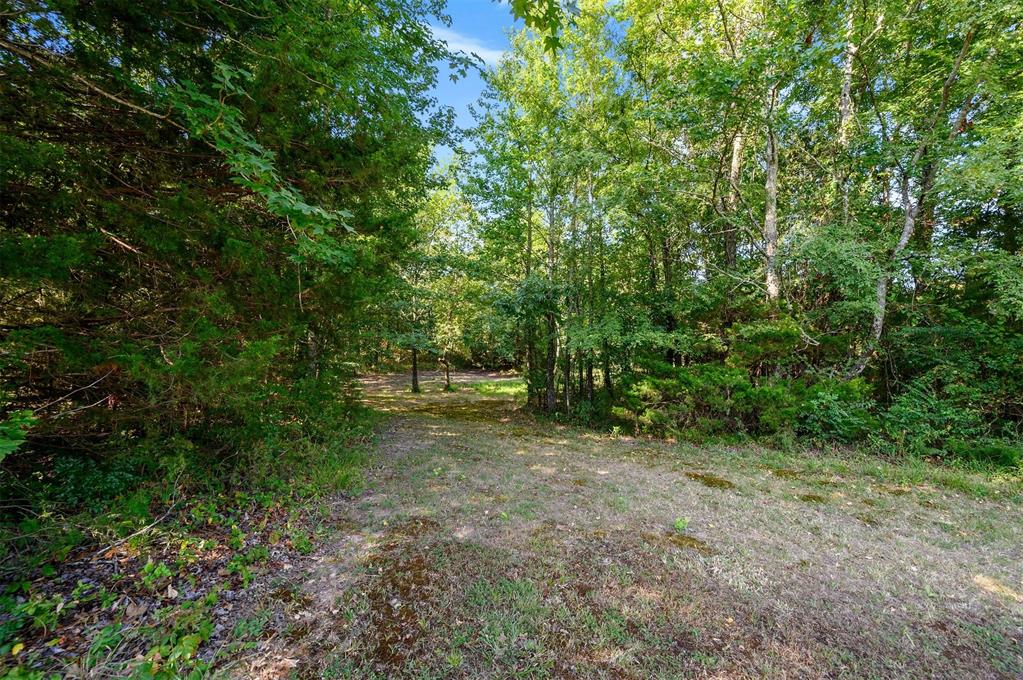 443 W Canfield Road Property Photo 14