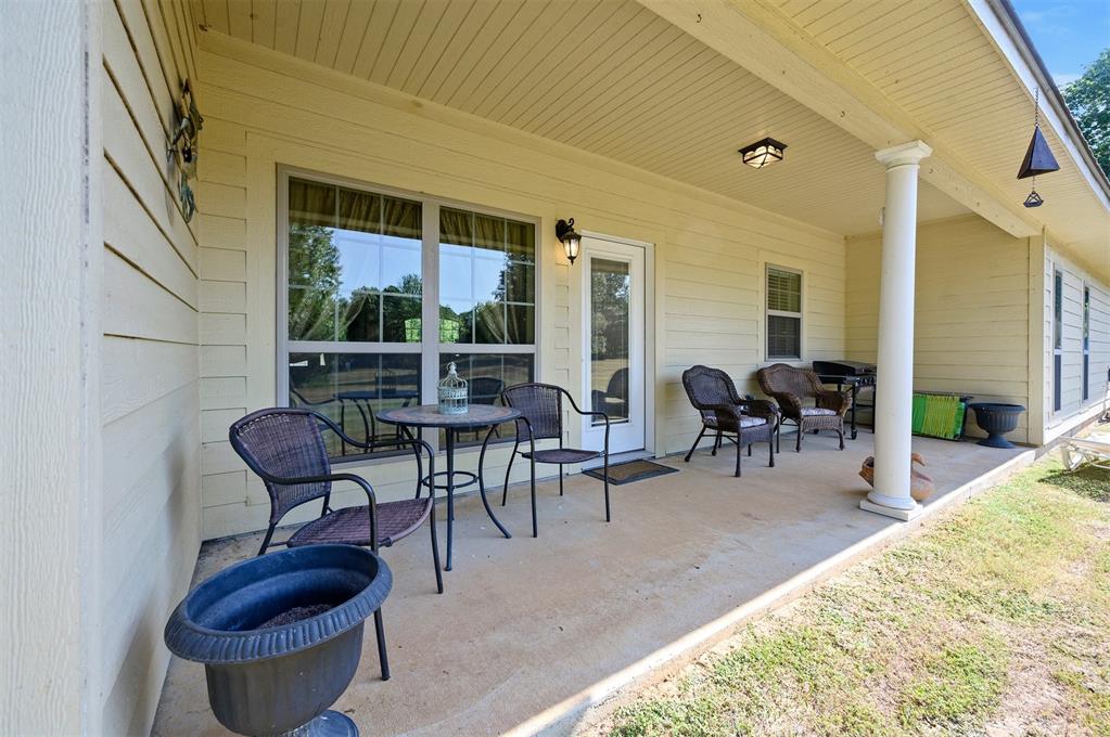 443 W Canfield Road Property Photo 15