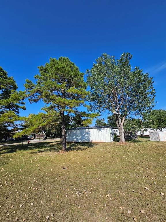 109 W Paul Street Property Photo 4