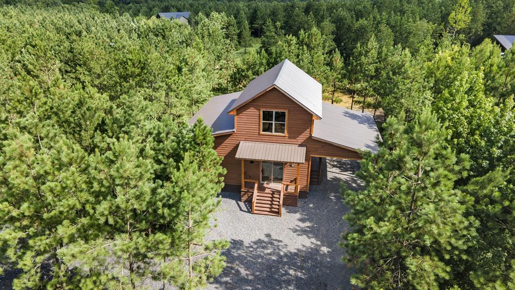 102 Crooked Stick Trail Property Photo 3