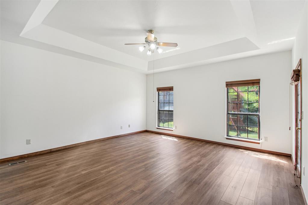 1236 Three Oaks Circle Property Photo 22