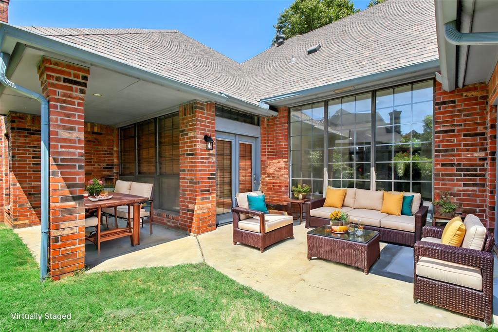 1236 Three Oaks Circle Property Photo 46