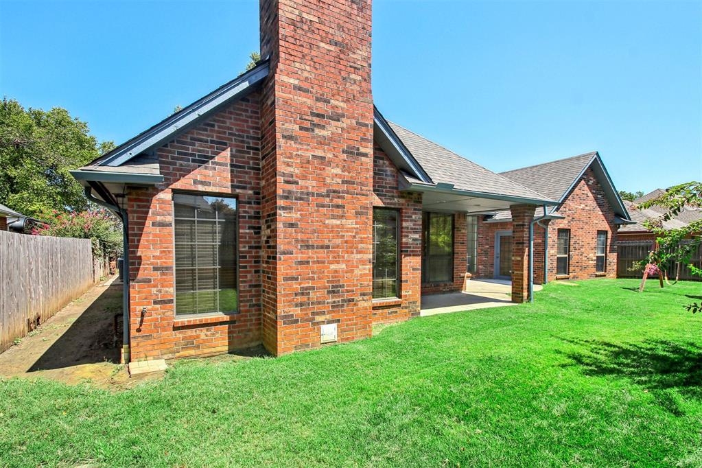 1236 Three Oaks Circle Property Photo 47