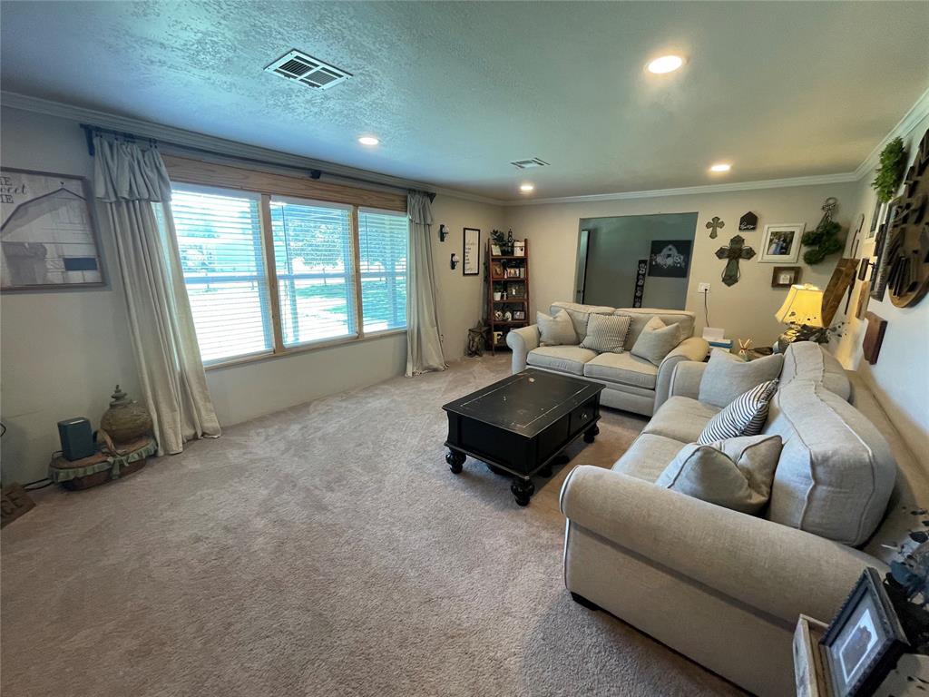 513 E Monroe Street Property Photo 14