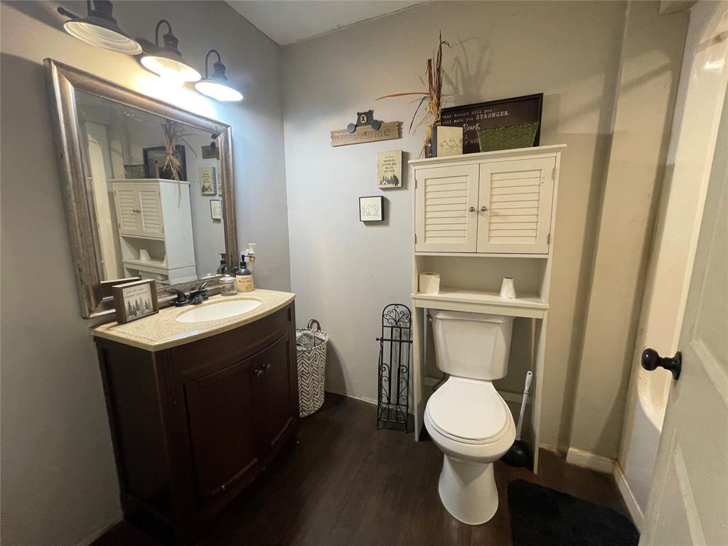 513 E Monroe Street Property Photo 35