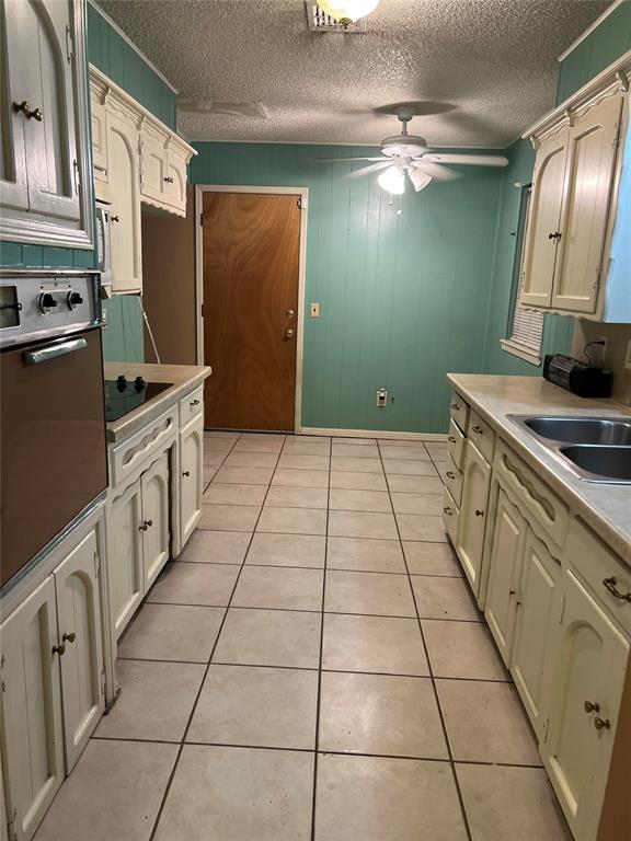 1901 Ne 54th Street Property Photo 12