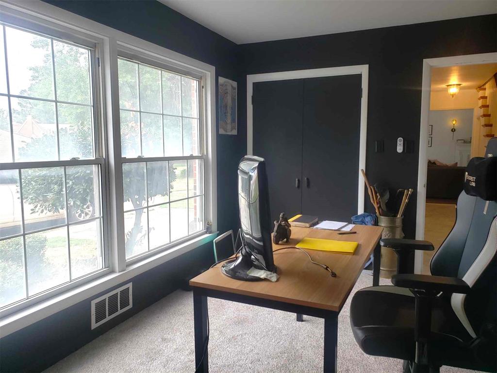 304 Country Club Drive Property Photo 14