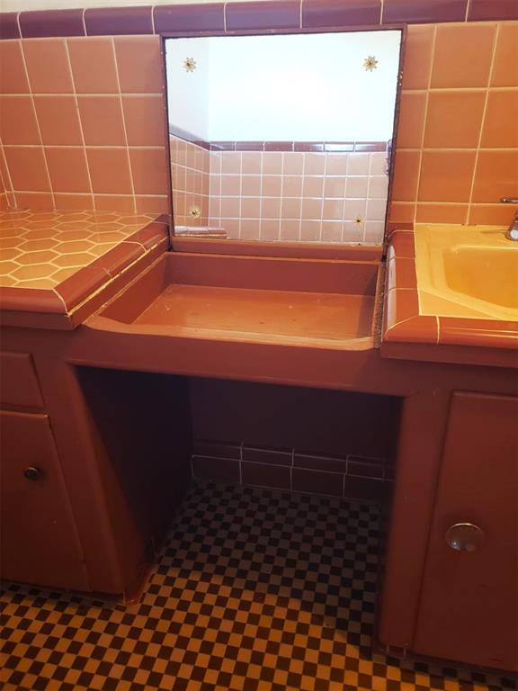 304 Country Club Drive Property Photo 32