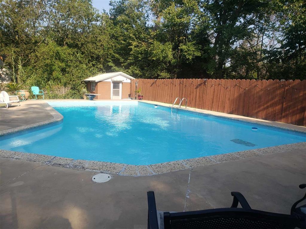 304 Country Club Drive Property Photo 41
