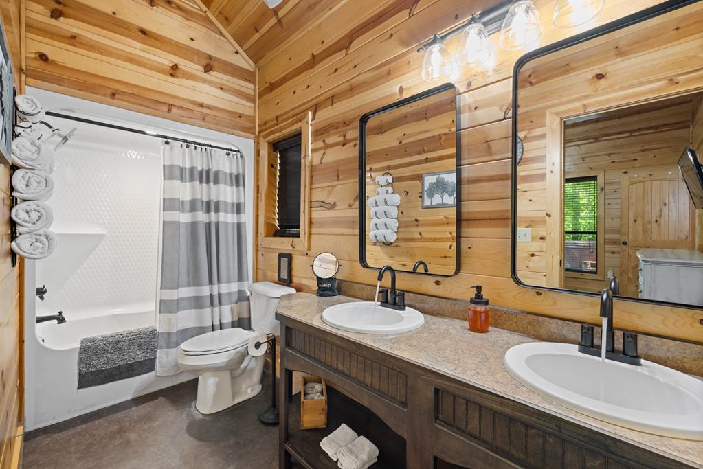 372 Timber Creek Trail Property Photo 20