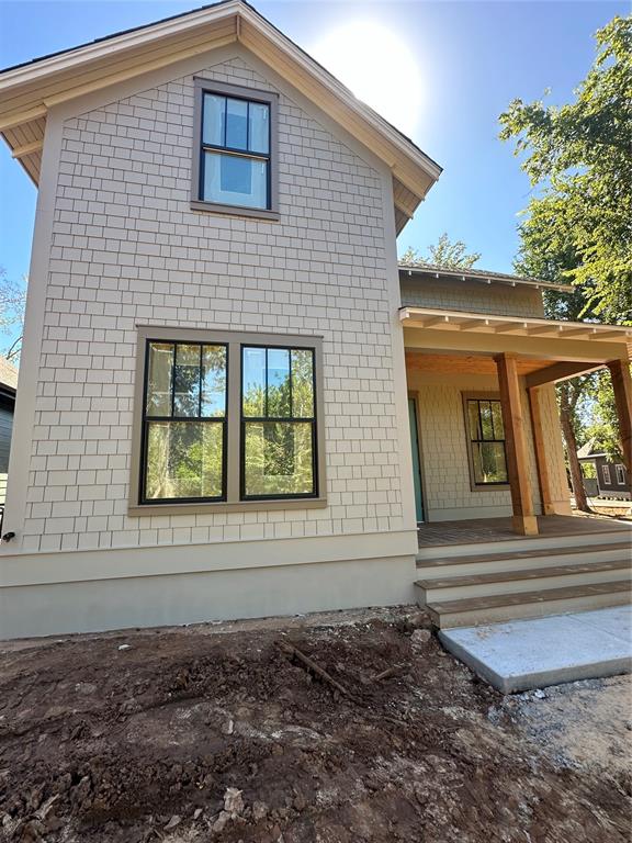 18261 Willowbrooke Court Property Photo 3