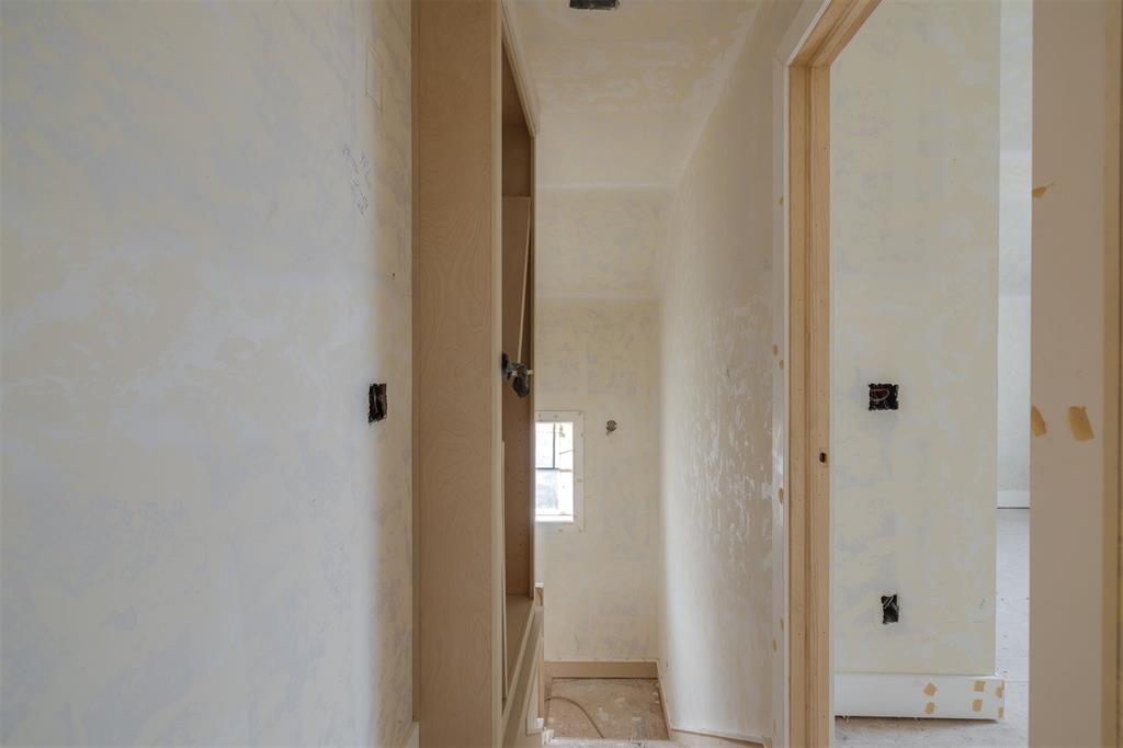 18261 Willowbrooke Court Property Photo 19