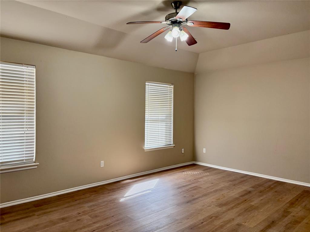 5112 Se 81st Street Property Photo 10