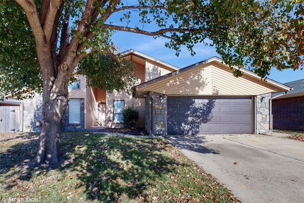 1313 Oswego Drive Property Photo 1