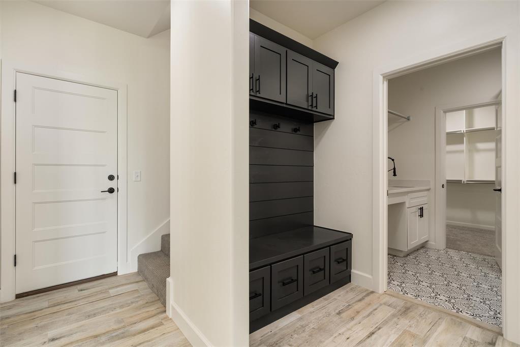 10140 Oakwood Drive Property Photo 24
