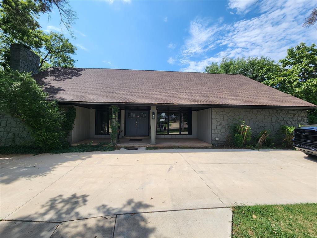2900 Browne Stone Road Property Photo