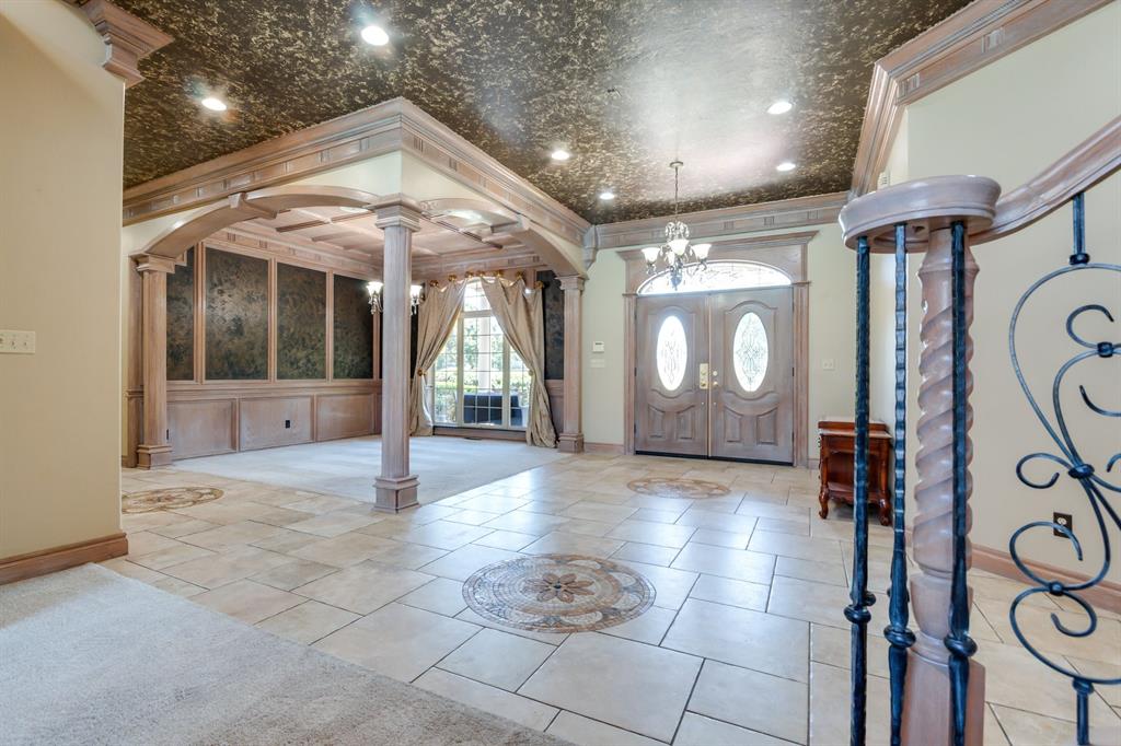 1400 E Macarthur Street Property Photo