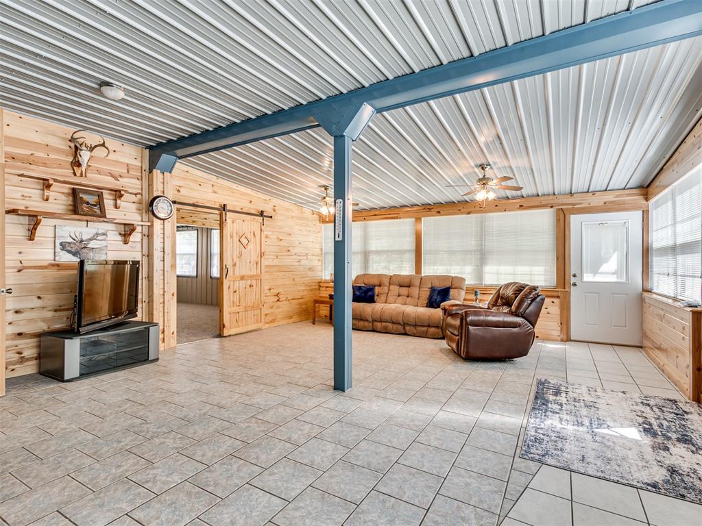 21432 Ina Place Property Photo 19