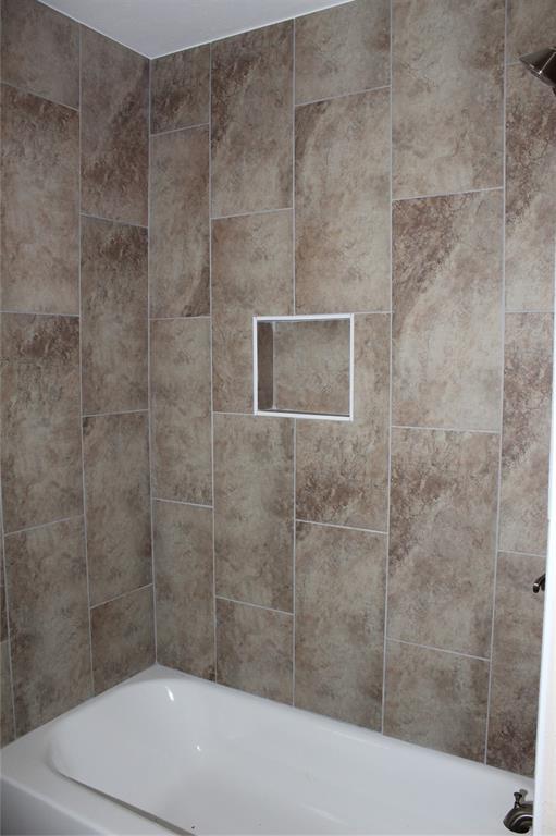 341559 E Highway 105 Highway Property Photo 9