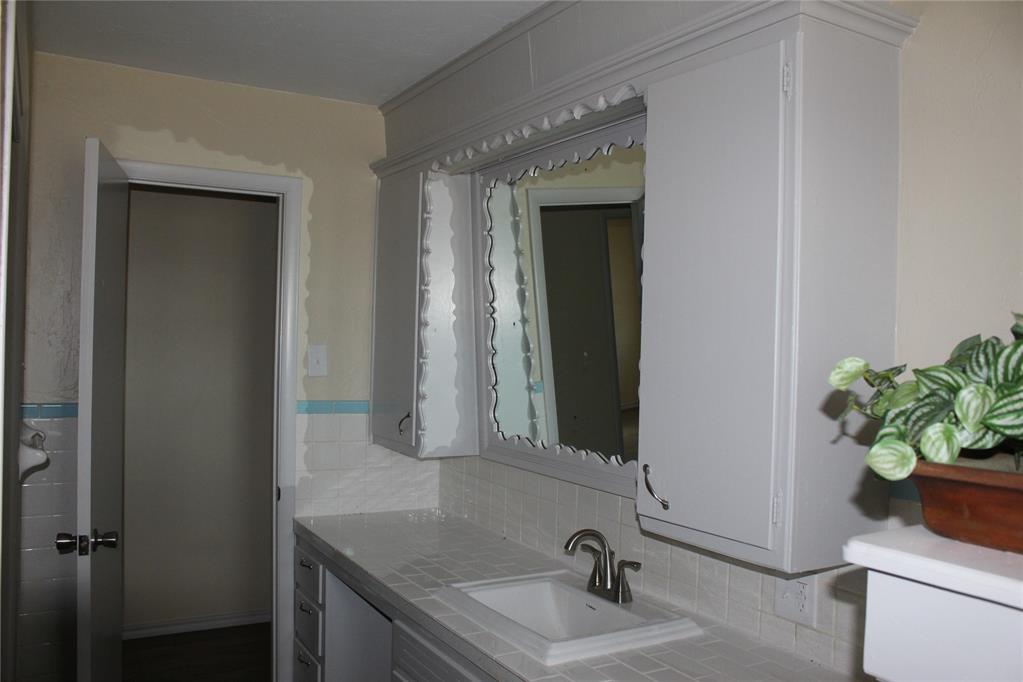 341559 E Highway 105 Highway Property Photo 10