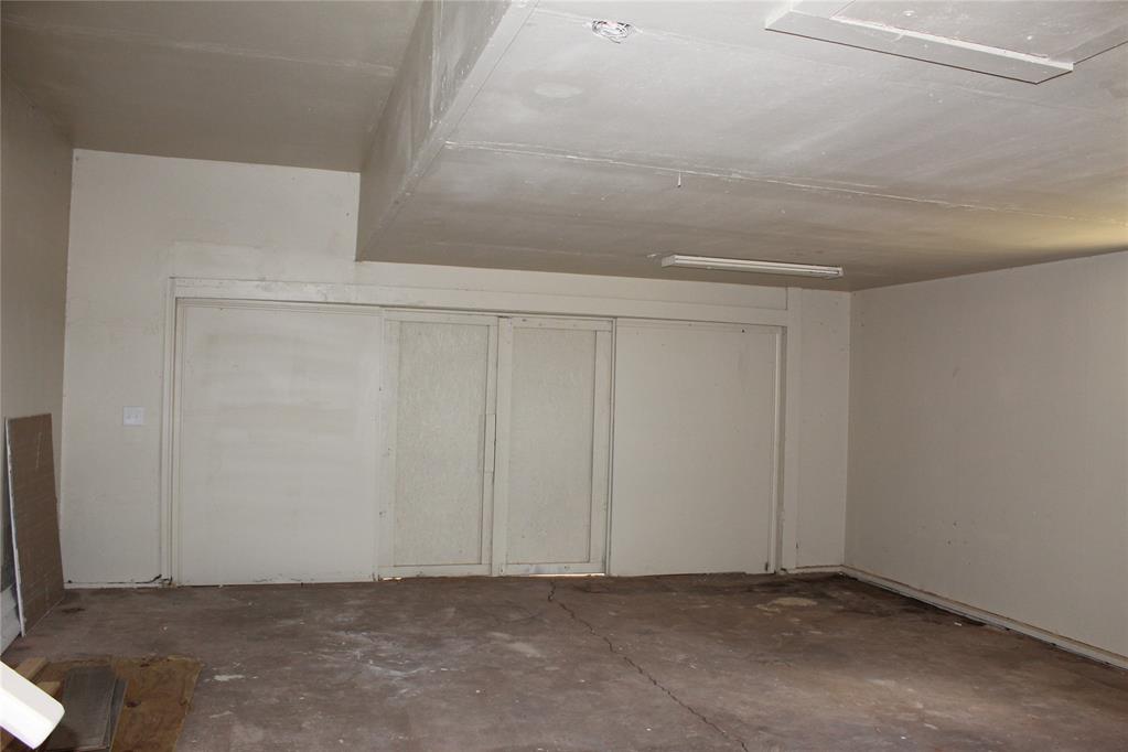 341559 E Highway 105 Highway Property Photo 12