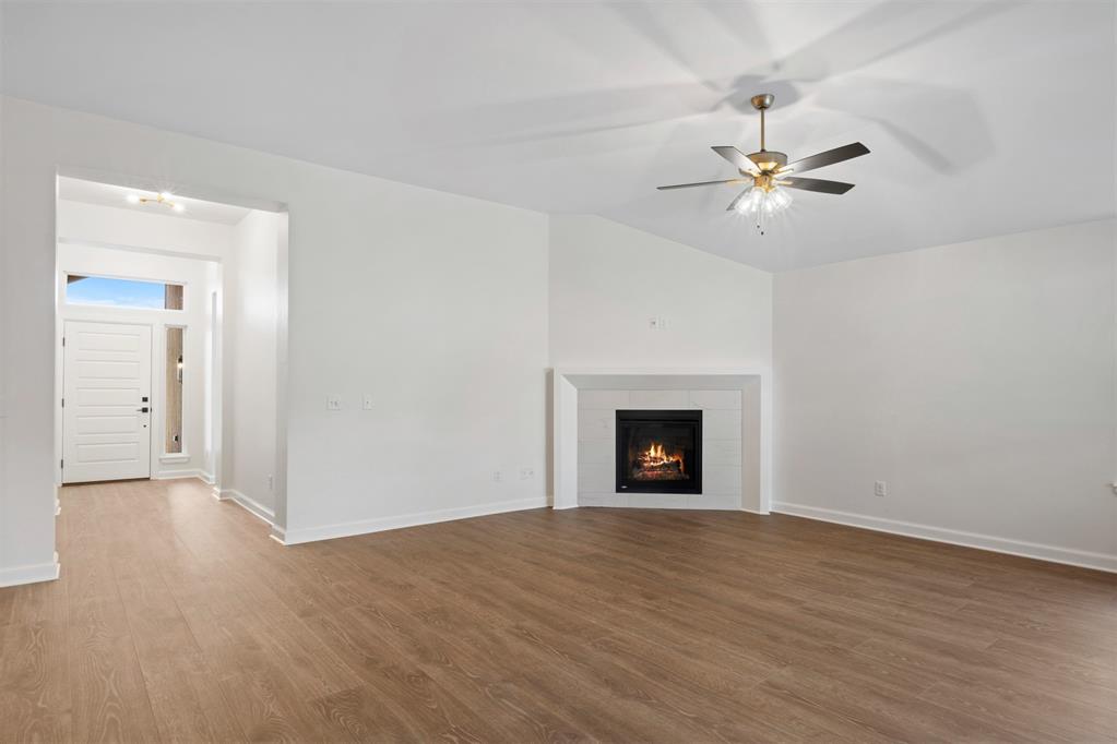 3032 Red Cedar Way Property Photo 6