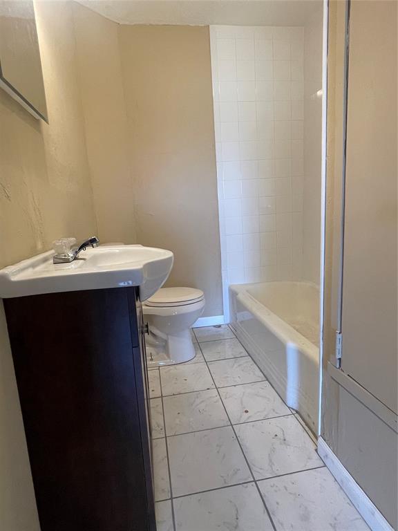 1216 W Ash Street None Property Photo 6