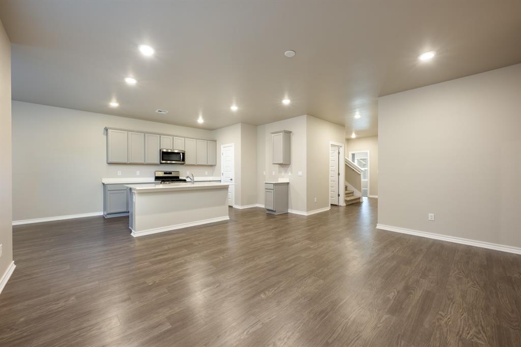 2773 Alice Way Property Photo 12