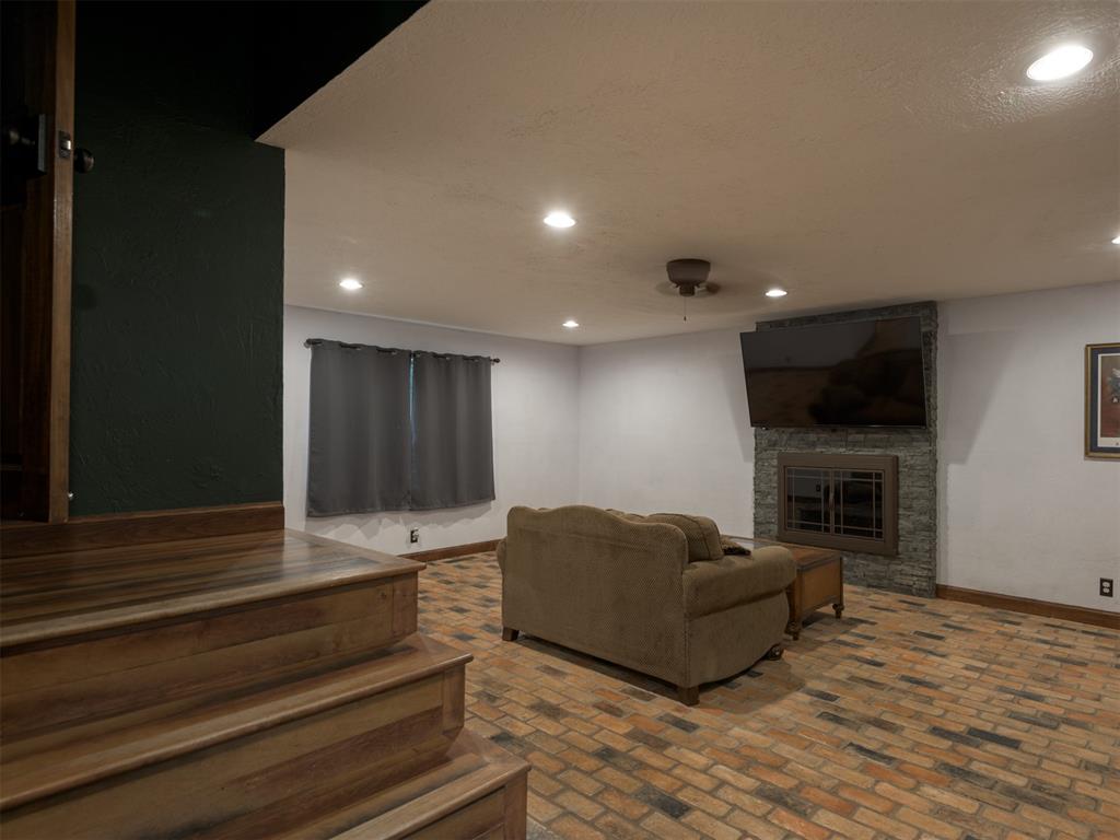 4109 Flora Drive Property Photo 11