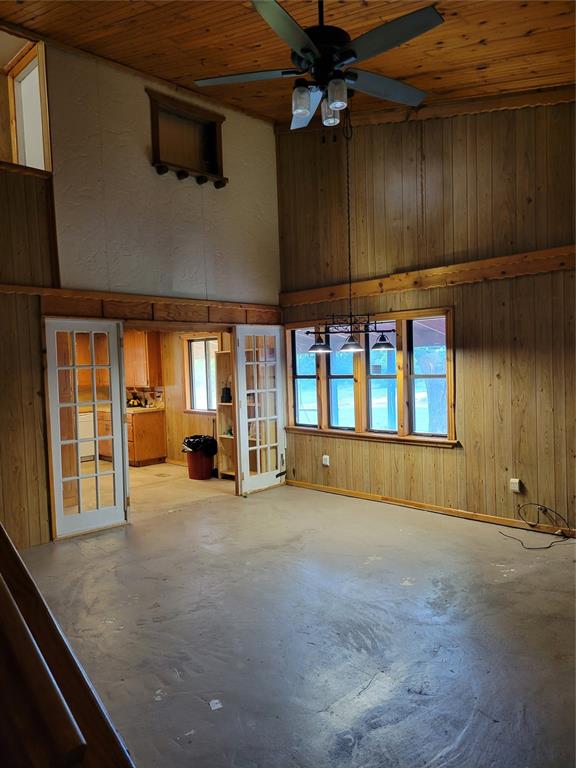612 Easy Street Property Photo