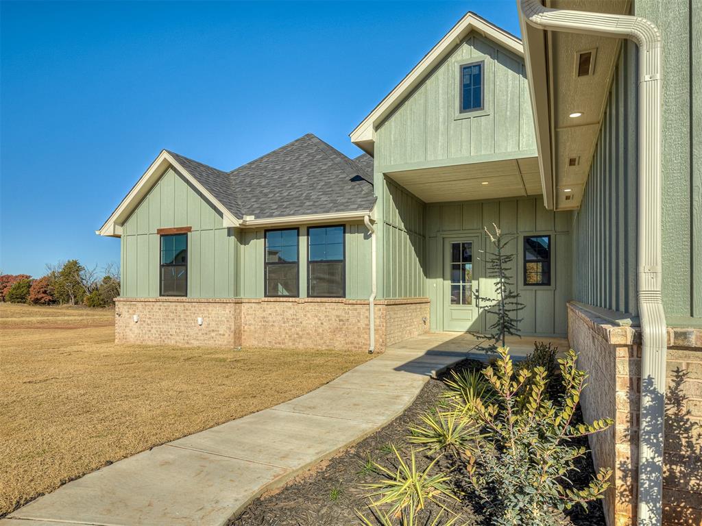 4380 Raymond Lane Property Photo