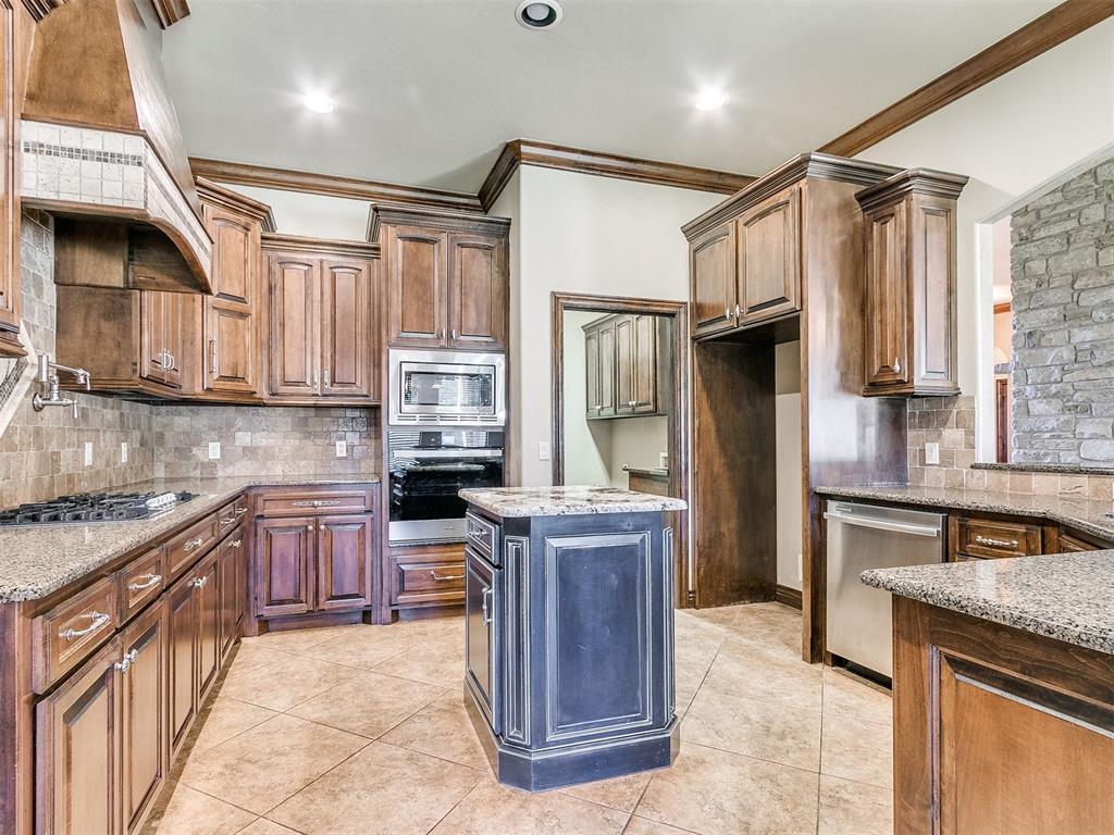 4524 Boulder Bridge Way Property Photo 5