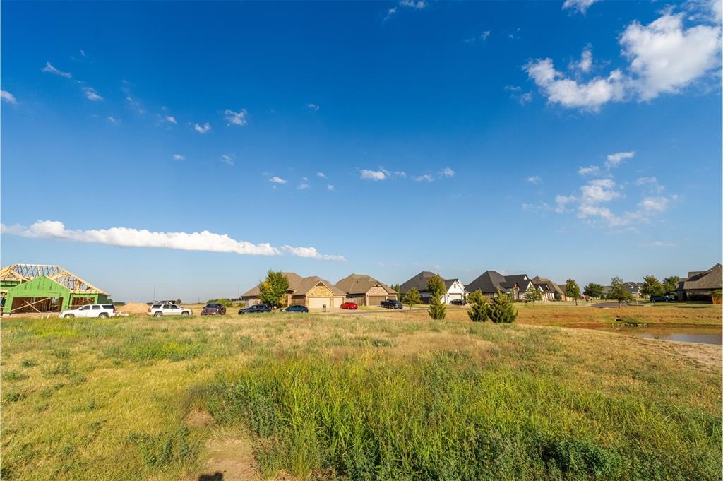 5605 Windstone Drive Property Photo 3