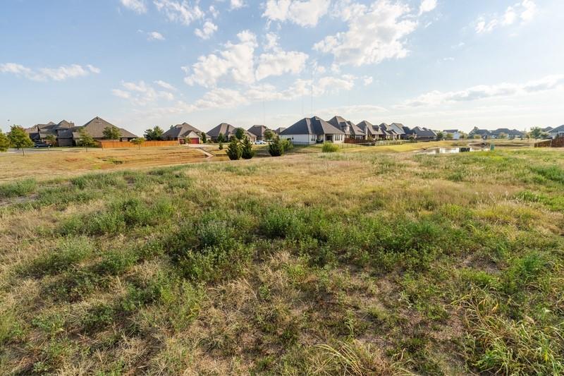 5605 Windstone Drive Property Photo 6