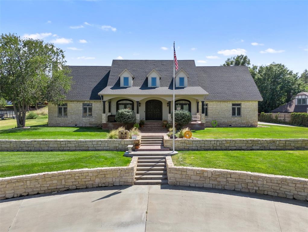 1 Apache Place