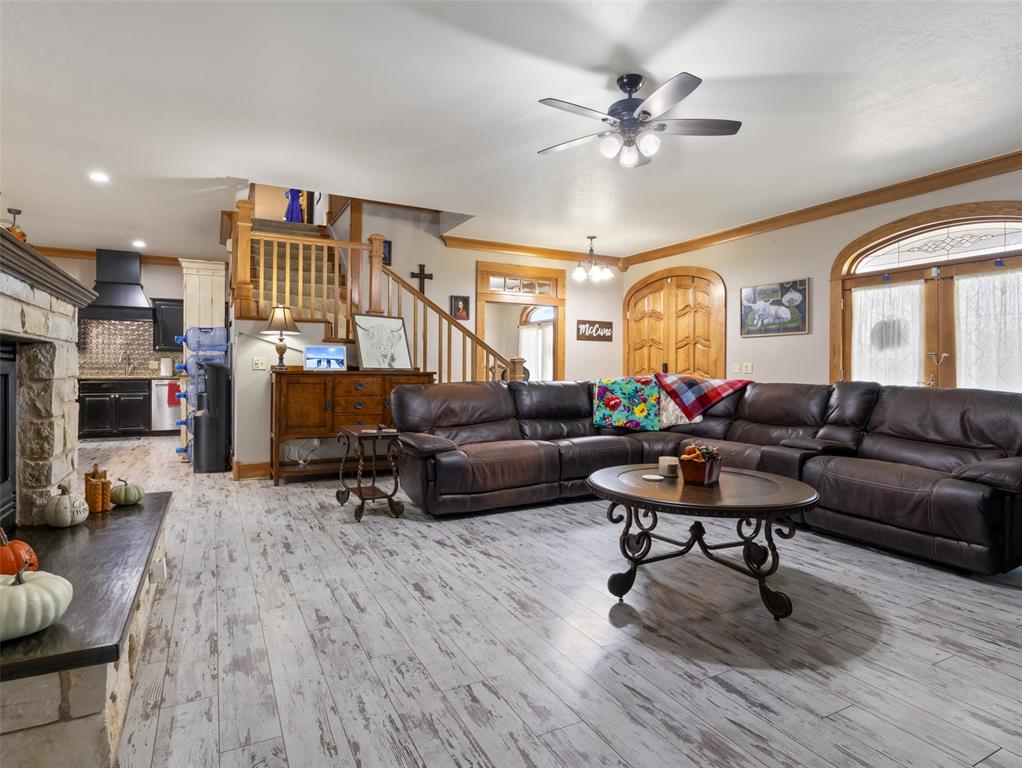 1 Apache Place Property Photo 10