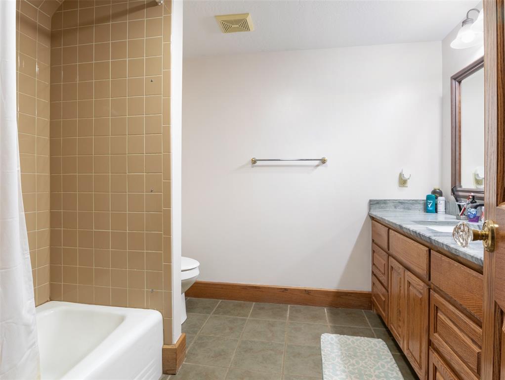 1 Apache Place Property Photo 32
