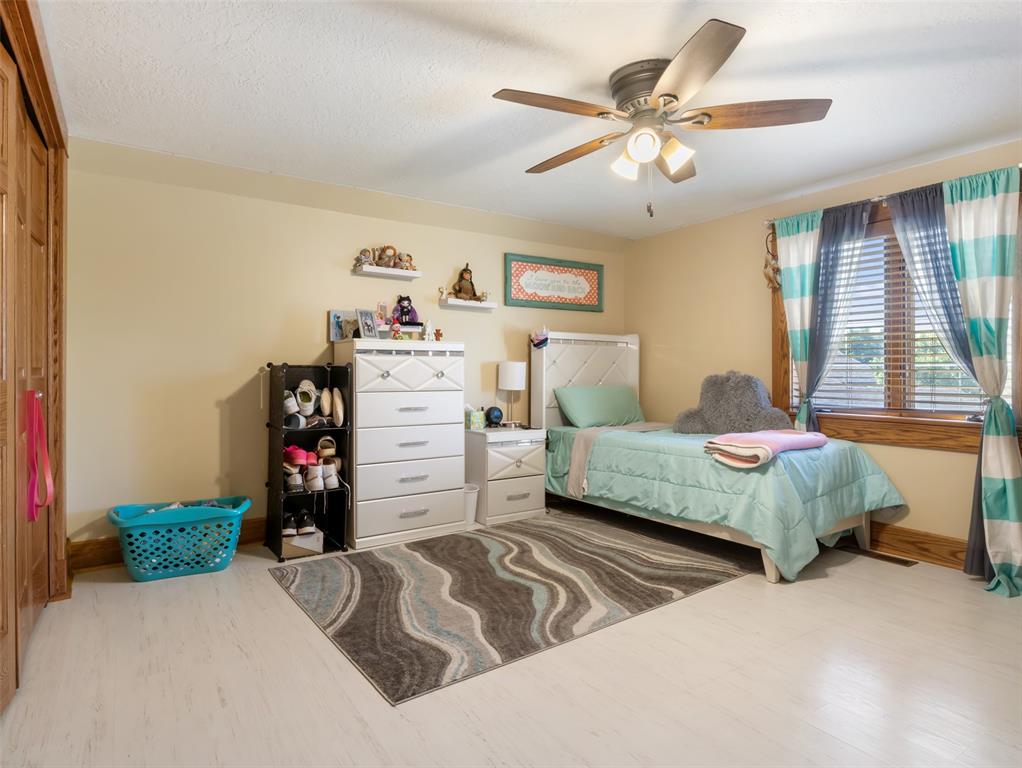 1 Apache Place Property Photo 34